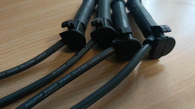 Cewka zapłonowa i przewody