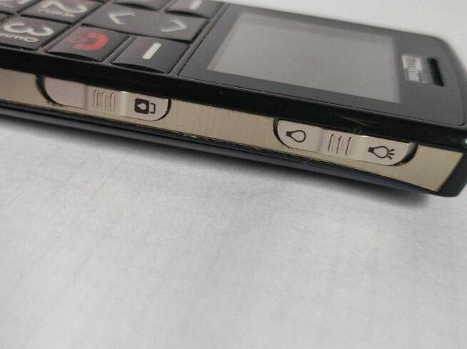 telefon Maxcom MM705BB dla seniorów osób starszych słabowid