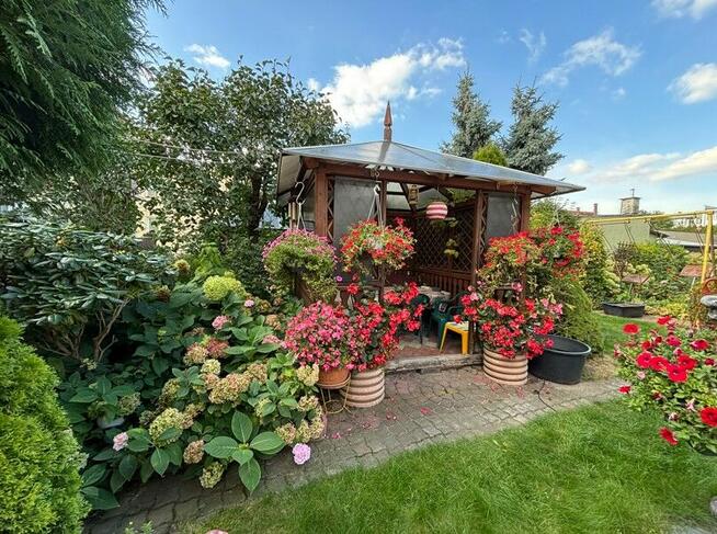 Dom z ogrodem 1 469 m² w centrum Ostrowi Mazowieckiej, ul.