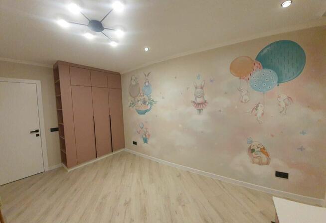 Artystyczne dekoracje ścian