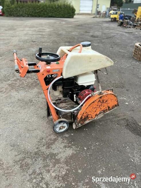 Przecinarka jezdna do betonu asfaltu Norton Clipper CS 451
