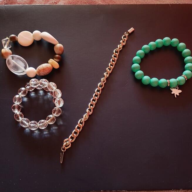 Bransoletki kolorowe