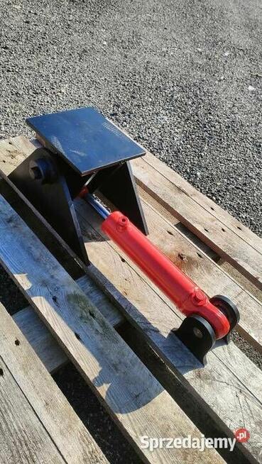 Zawias hydrauliczny zwrotnica Kubota komatsu yannmar