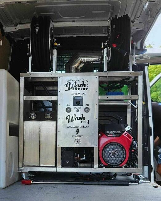 Mobilna myjka ciśnieniowa gorącowodna - zabudowa w vanie
