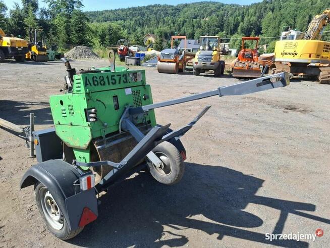 Walec jednobębnowy Terex Mbr71