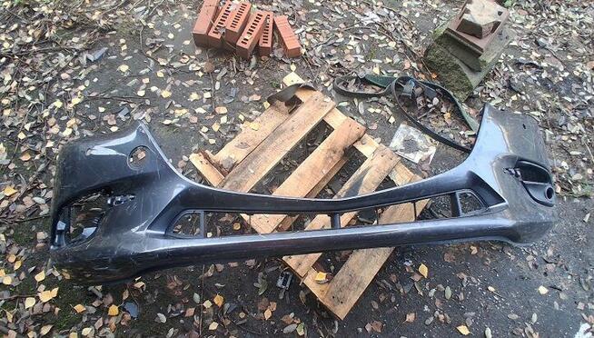 Zderzak + Atrapa Grill Mazda 3 BN LIFT 16 - 18