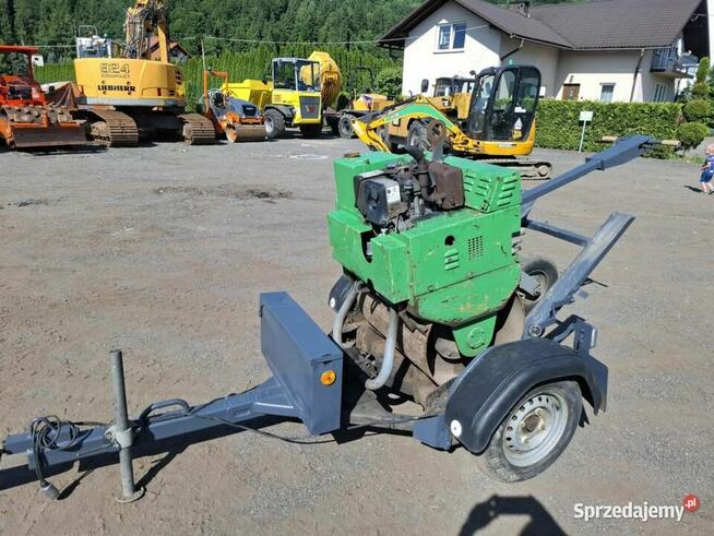 Walec jednobębnowy Terex Mbr71