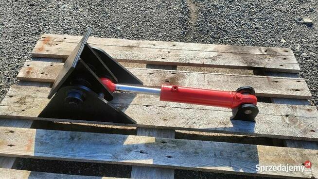 Zawias hydrauliczny zwrotnica Kubota komatsu yannmar