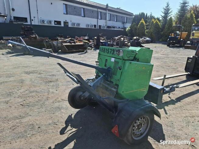 Walec jednobębnowy Terex Mbr71