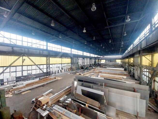 Kompleks magazynowo-biurowy do wynajęcia – Promnik