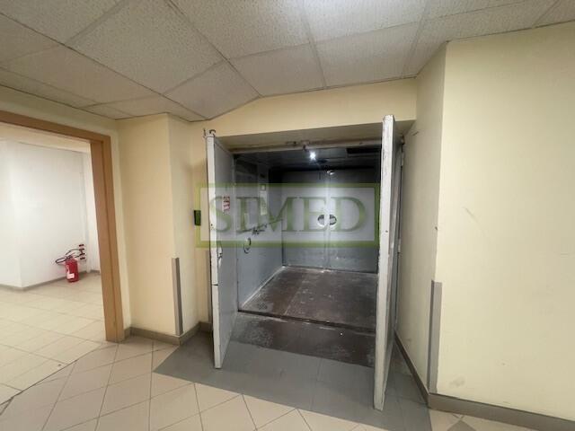 Niska cena , biuro , ochrona , monitoring, parking