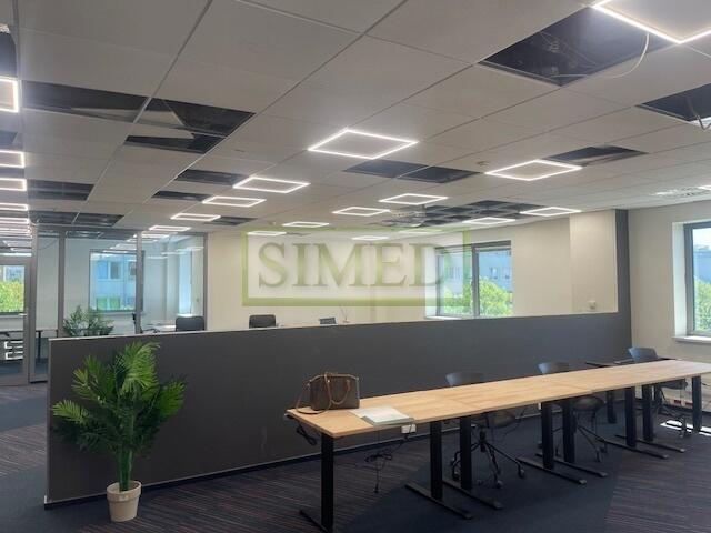 Dostęp24h,wys.3,5 m,dobre światło dzienne,recepcja