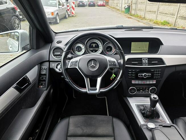 Mercedes C 180 Pakiet AMG EDITION C. Limitowany. Bezwypadkowy. Serwisowany. GWARANCJA