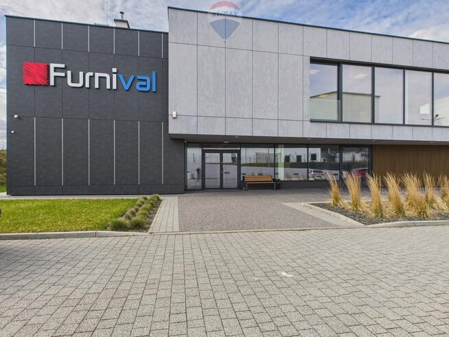 Nowoczesny obiekt magazynowo-biurowy.