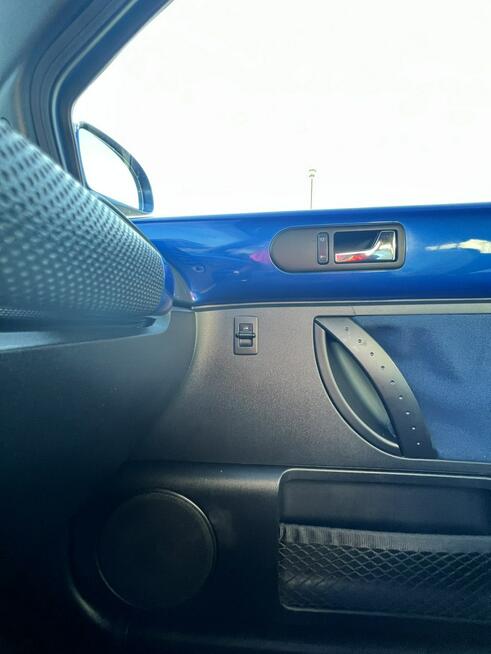 Volkswagen New Beetle