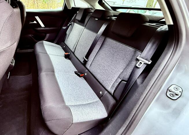 Citroen C4 1.2 131KM benzyna SHINE Raty od 599 zł miesięcznie!