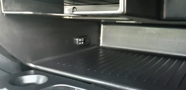 Kia Venga Bardzo zadbane/Udokument. Przebieg/Czujniki park./Podgrzewane fotele