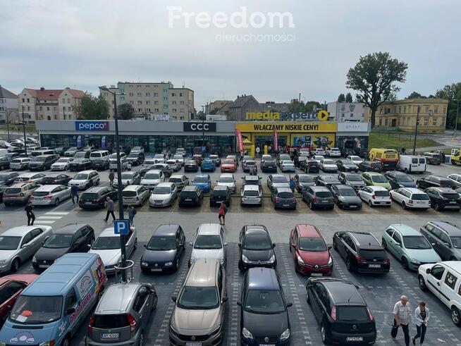 Lokal do wynajęcia. Park Handlowy Niemodlin