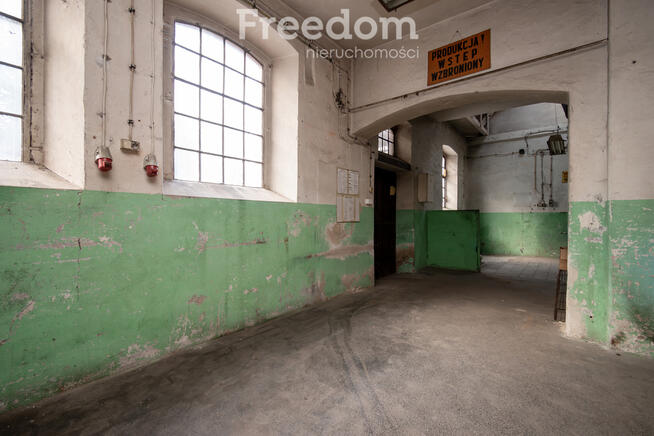 Na wynajem lokal produkcyjno- usługowo-handlowy.