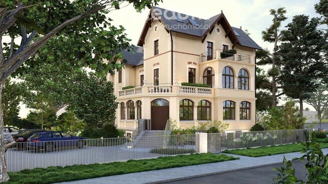 Willa na sprzedaż z pozwoleniem na przebudowe