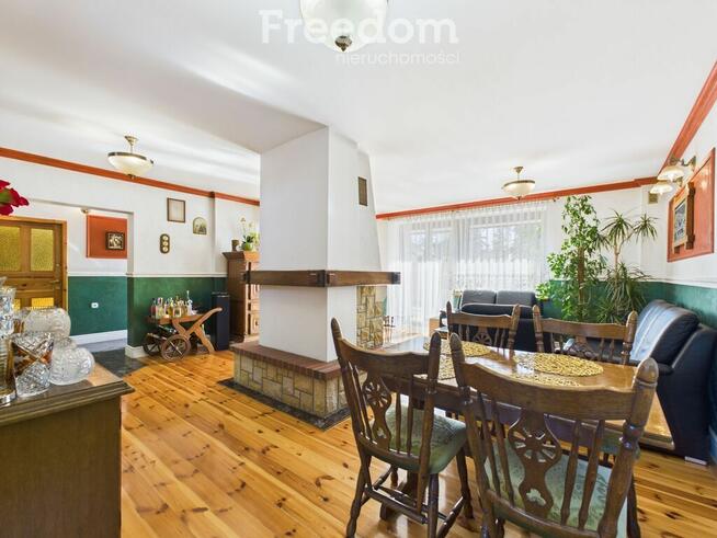 Przestronny, 8-pokojowy dom z dużym ogrodem