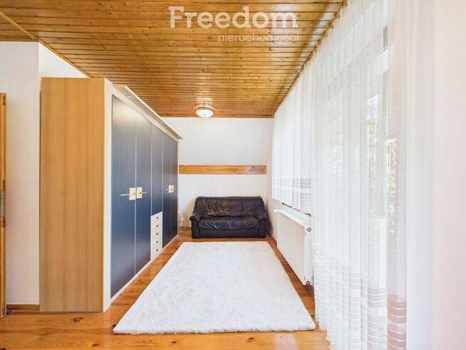 Przestronny, 8-pokojowy dom z dużym ogrodem