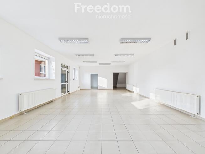 Budynek usługowo-handlowy na sprzedaż