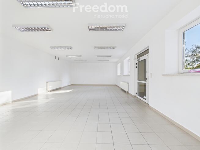 Budynek usługowo-handlowy na sprzedaż