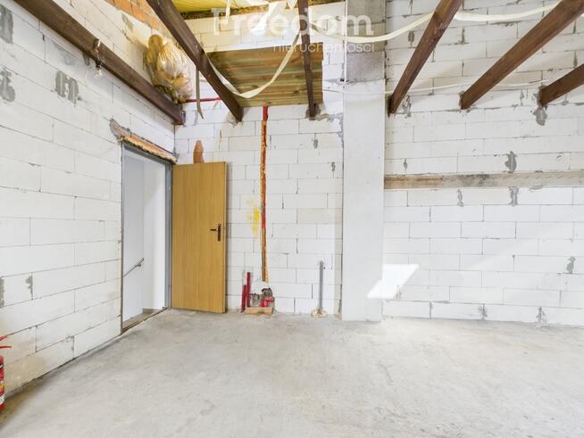 Budynek usługowo-handlowy na sprzedaż