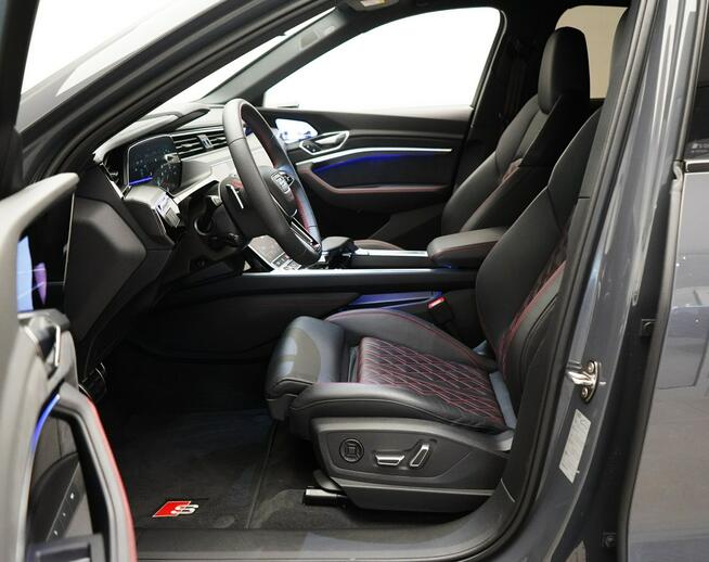 Audi SQ8 e-tron 503 KM Quattro Matrix Cyfrowe ACC Pneumatyka BangOlufsen Hak