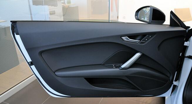 245KM Quattro Stronic Sline Virtual Led Nav FoteleSport Kamera