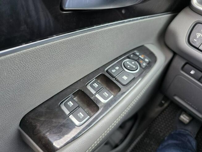 Kia Sorento 3.3 Benzyna V6 290 KM, 4x4, Skóra, Automat, Kamera Cofania, Bluetooth