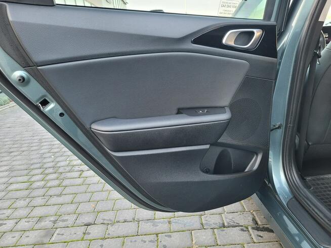 Kia Nowy Ceed Business Line 1.5 T-GDI 160KM manual/serwisowany w ASO/bezwypadkowy