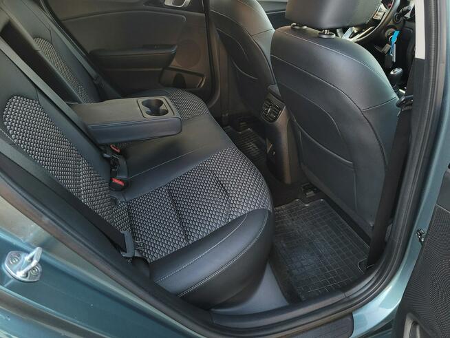 Kia Nowy Ceed Business Line 1.5 T-GDI 160KM manual/serwisowany w ASO/bezwypadkowy