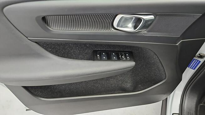 Volvo XC 40 1.5 T5 Plug-In Hybrid R-Design ! Z Polskiego Salonu ! Faktura VAT !