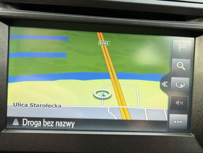 Toyota Auris Hybryda Kamera cofania czujniki