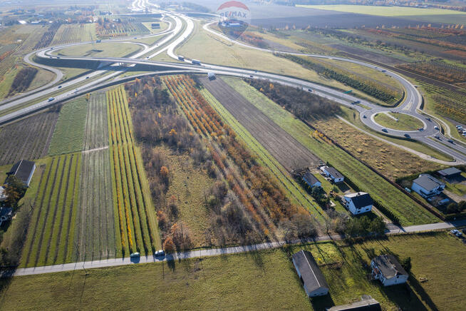 Działka usługowa przy trasie S7 i Alei Krakowskiej