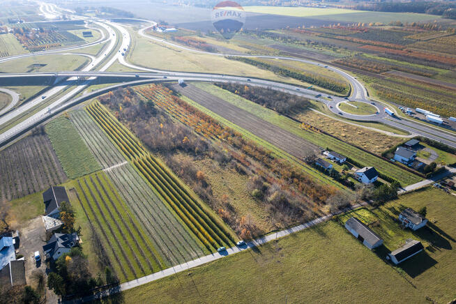 Działka usługowa przy trasie S7 i Alei Krakowskiej