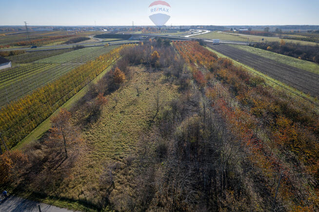 Działka usługowa przy trasie S7 i Alei Krakowskiej