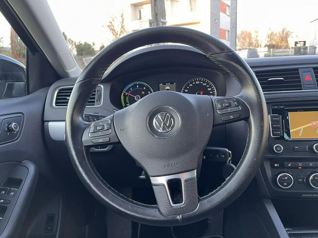 Volkswagen Jetta 1.4 Zarejestrowany Automat Climatronic Navi Grzane fotele Stan BDB