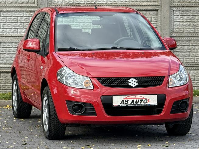 Suzuki SX4 1,6i 120KM Premium/Alu/Parktronic/Klimatyzacja/Serwisowany/Model2011