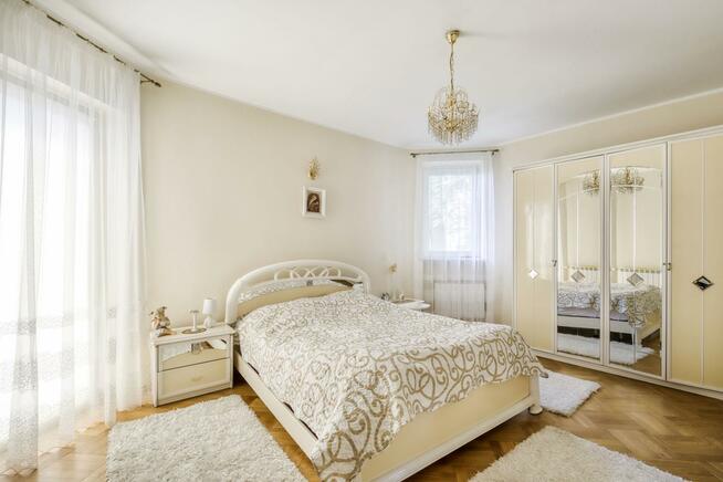 Dom Warszawa Wawer, Radość