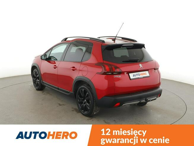 Peugeot 2008 lift klima auto navi panorama półskóra czujniki parkowania hak