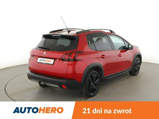Peugeot 2008 lift klima auto navi panorama półskóra czujniki parkowania hak