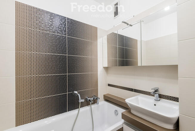 Nowoczesne mieszkanie z balkonem - do wejścia