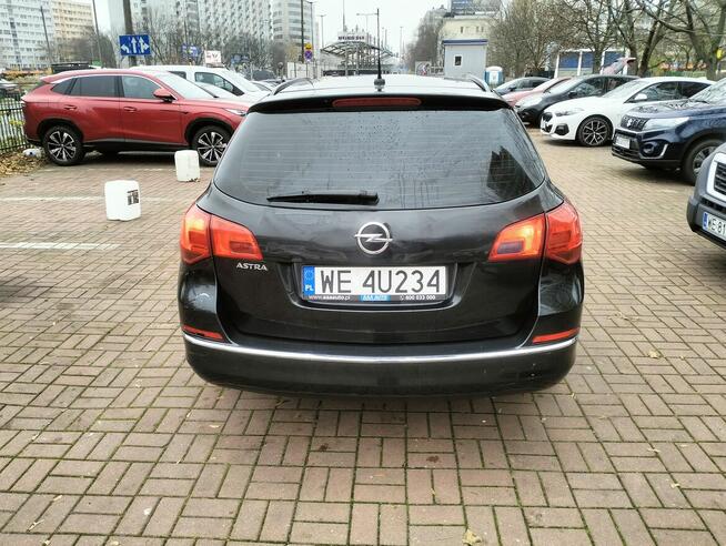 Opel Astra j 1.6 2013