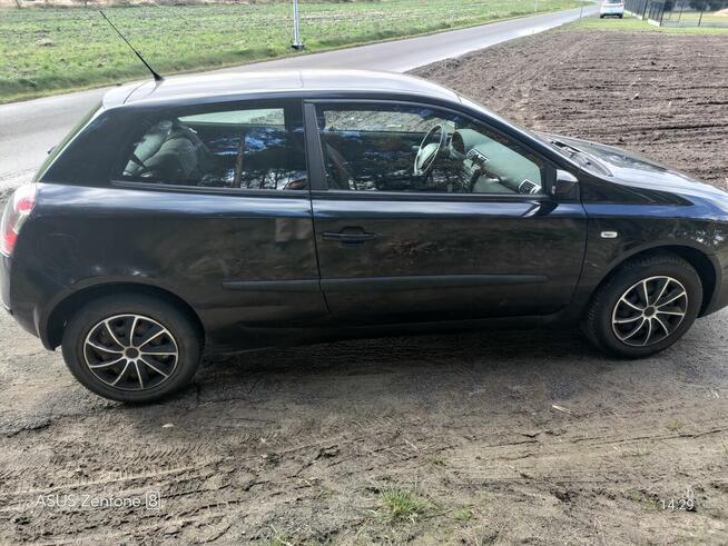 Fiat Stilo FIAT Stilo 1.4 16V 2007 3d Klima 6-bieg El.lus