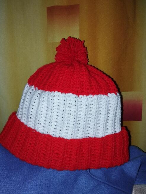 Sprzedam własnorecznie wykonane przedmioty z wełny.