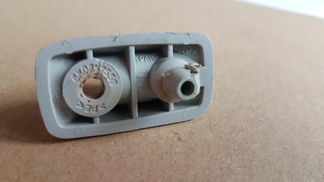 SEAT IBIZA II 6K UCHWYT HACZYK SŁONECZKA 6K0857559