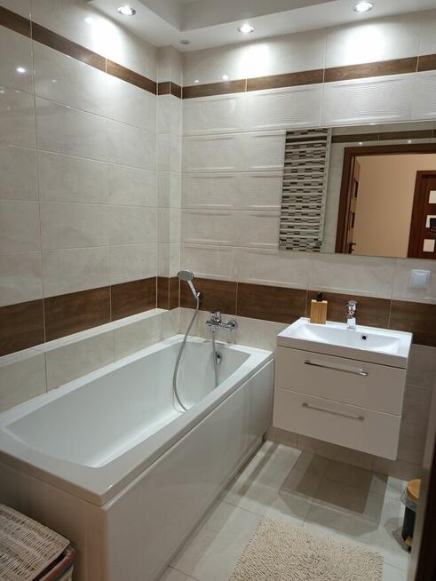 Mieszkanie 52 m2 z garażem podziemnym os. NIWA ul. Spacerowa